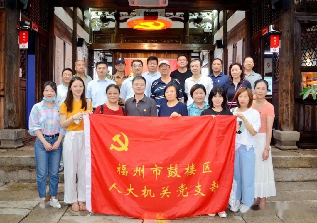 巴雷拉夺冠后悼念里瓦:非常感谢你,你永远是我们的神话