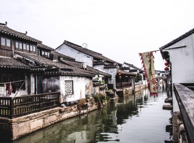 小汽车的太空梦